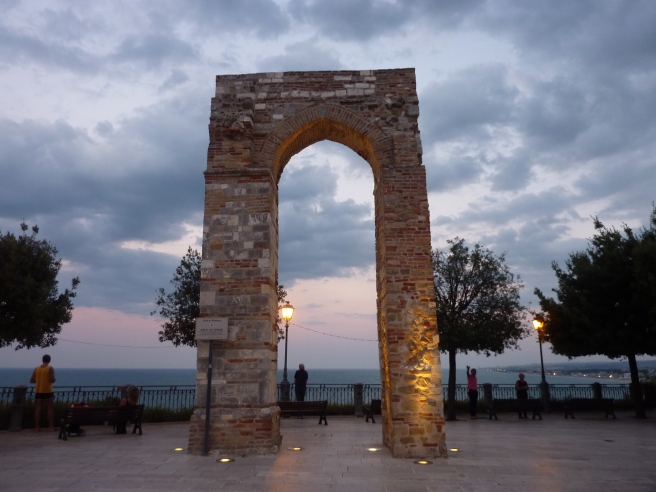 Numana - Arco di Torre at twilight